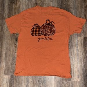 Used is good condition “Thankful” Tee with Pumpkins